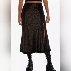 Animal Print And Lace Skirt With Slit NWT